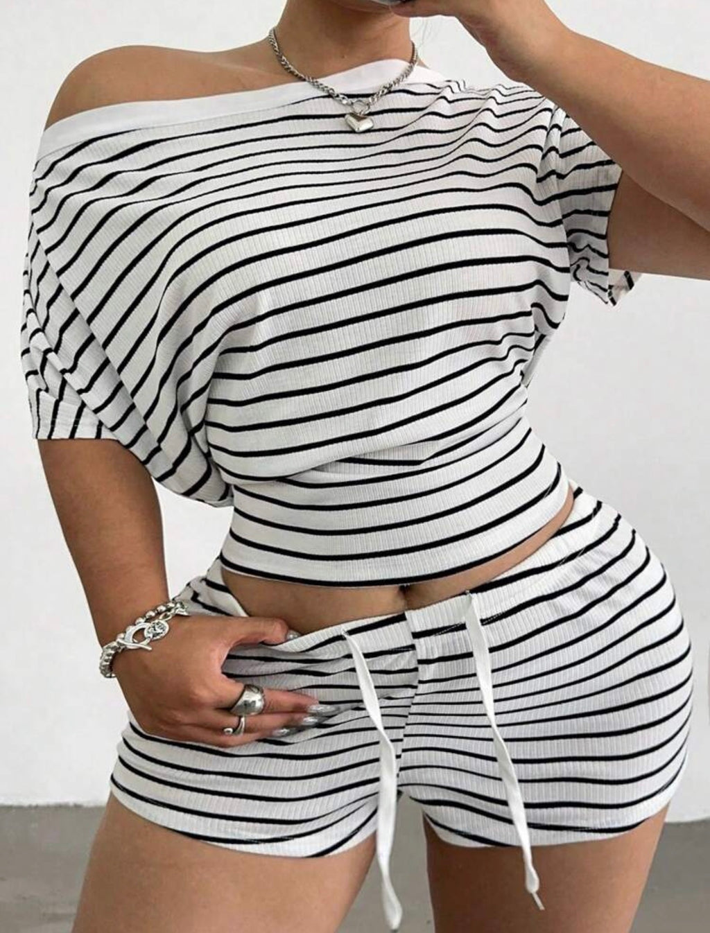 PLUS SIZEOpen Shoulder Crop Top & Shorts