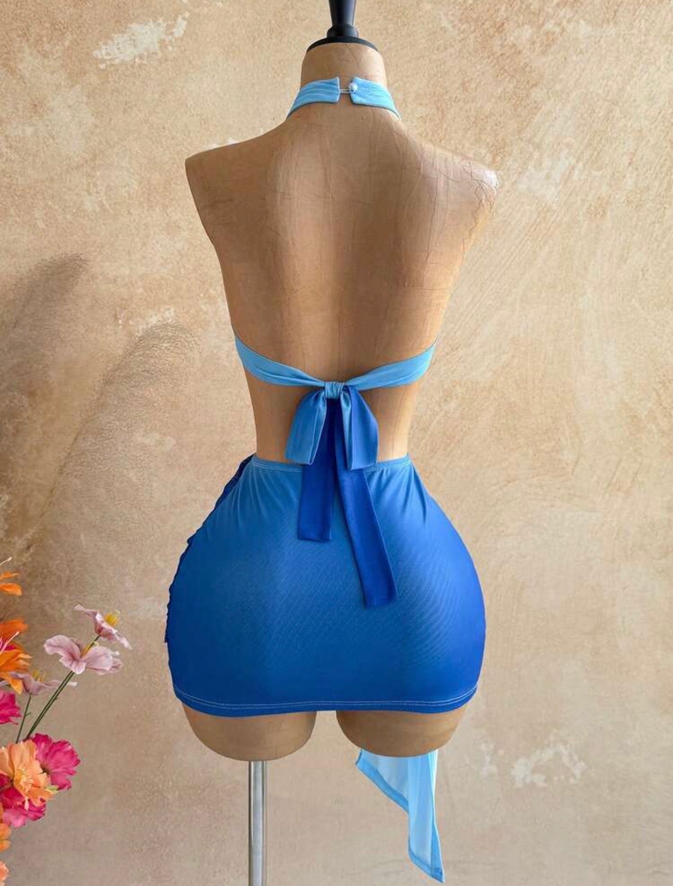 Gradien Backless Halter Mini Dress