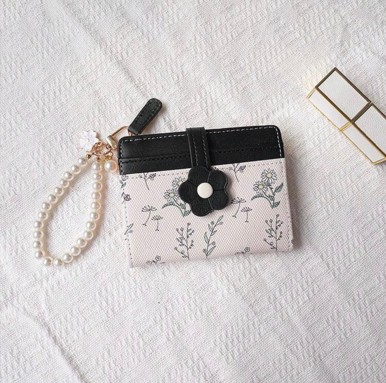 Floral Print Wallet With Pearl Chain