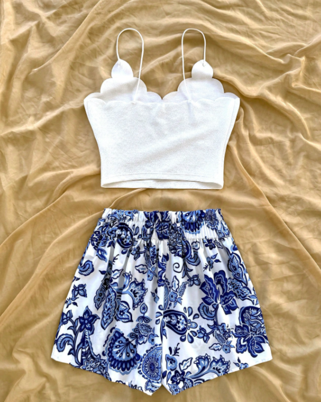 White top and blue floral shorts 2pcs set